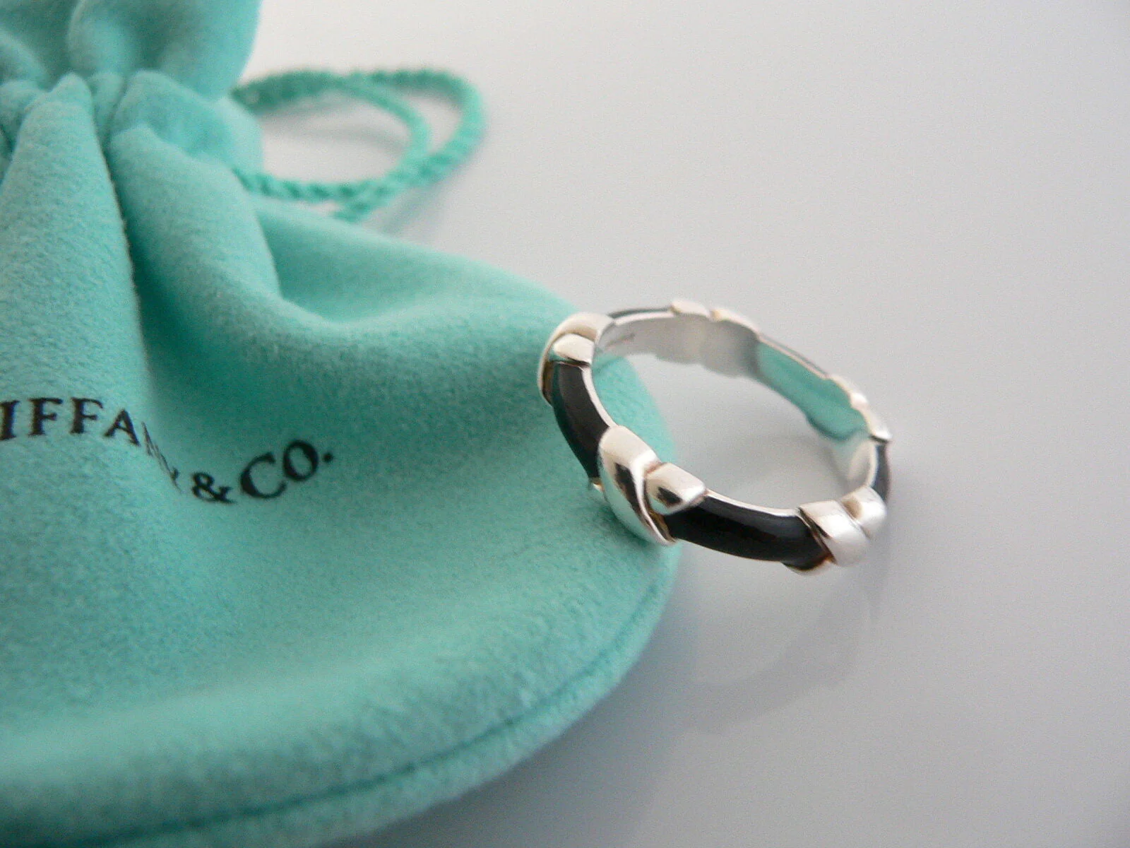 Tiffany & Co Signature X Ring Black Enamel Stacking Band Sz 4.75 Love Gift Pouch