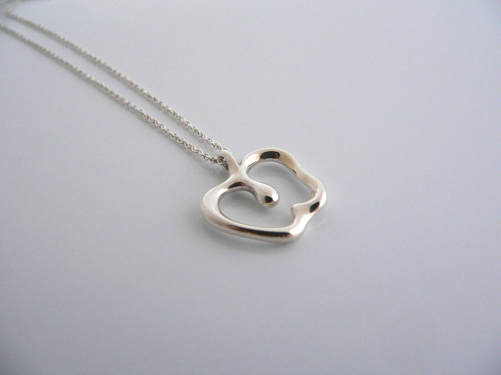 Tiffany & Co Peretti Silver Apple Stencil Cut Out Necklace Pendant Gift Teacher