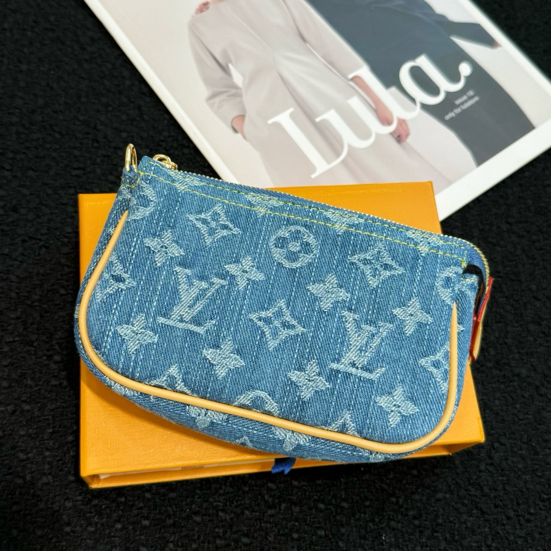 Louis Vuitton Multi Pochette Accessories Mini Bag Purse
