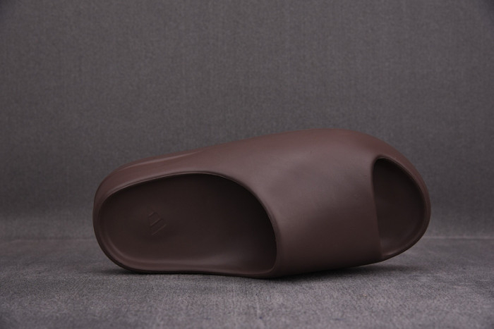 Yeezy Slide Soot G55495