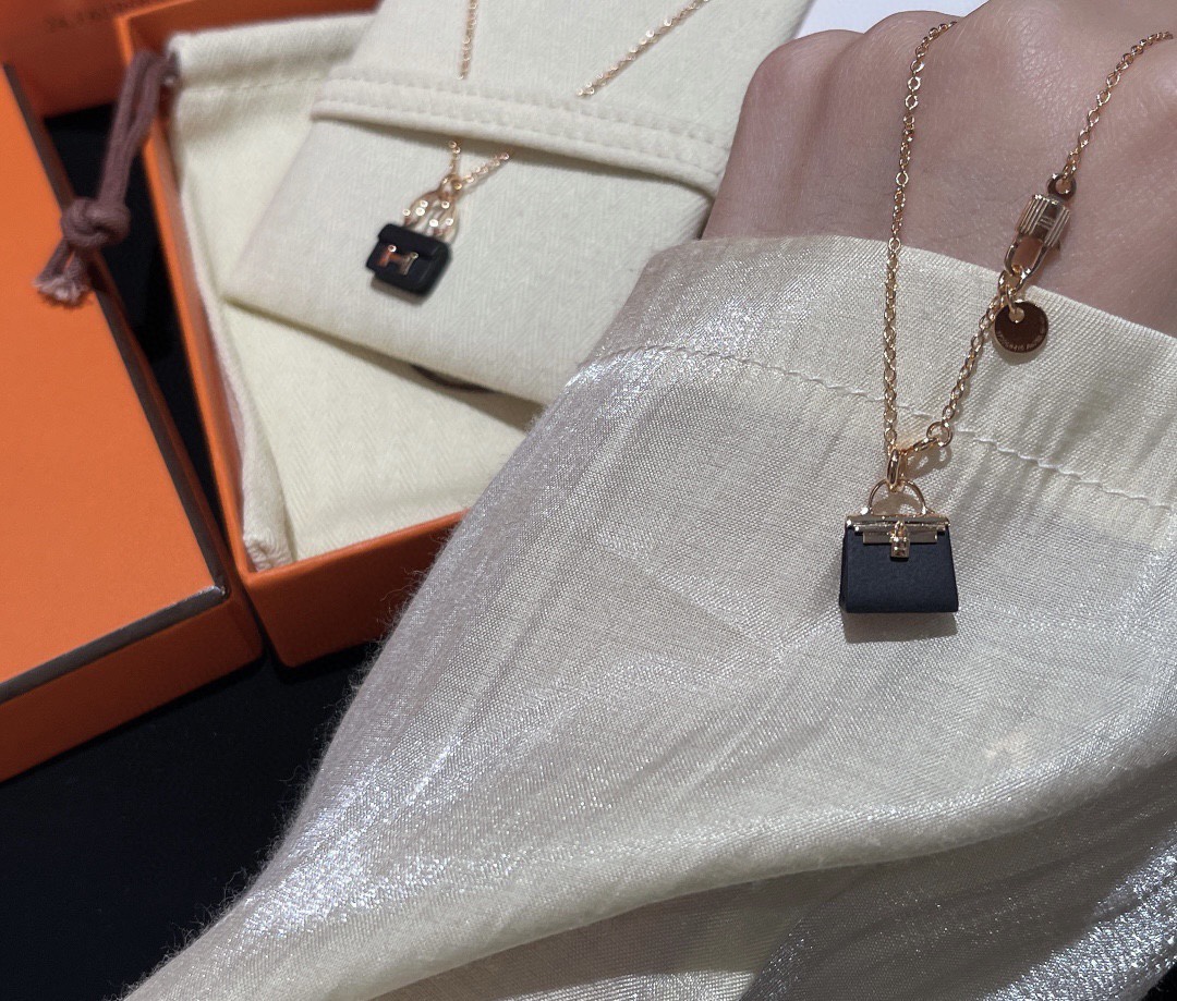 Hermes Black Bag Necklace