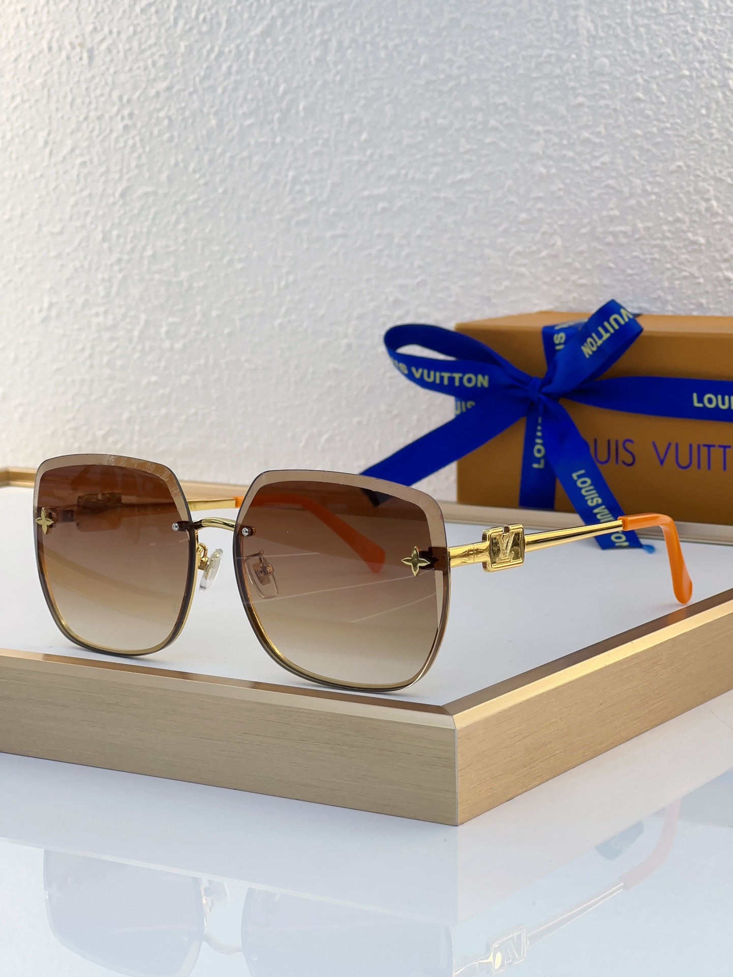 Louis Vuitton LV Sunglasses