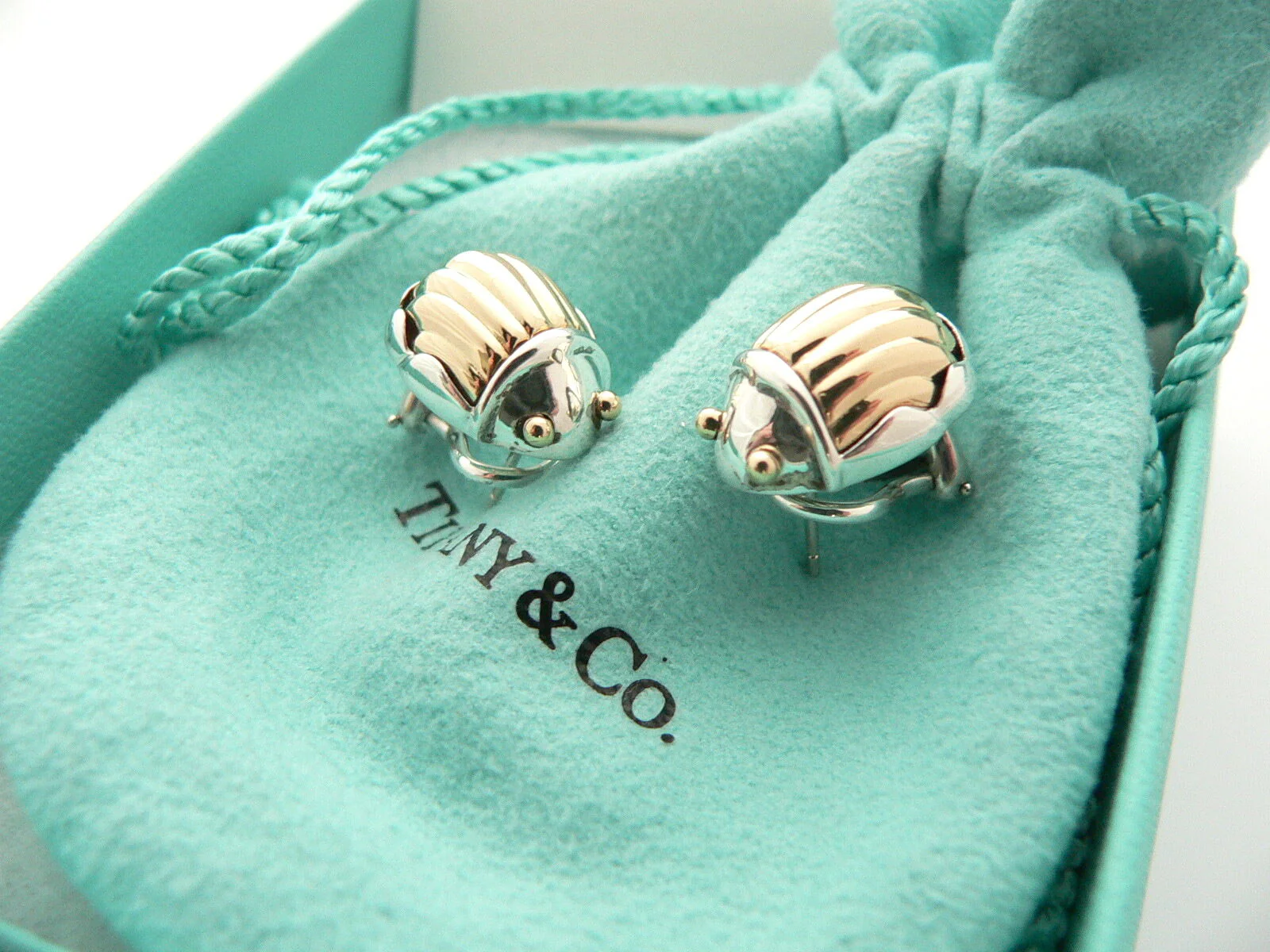 Tiffany & Co Scarab Earrings Silver 18K Gold Bug Beetle Love Gift Pouch Box Art