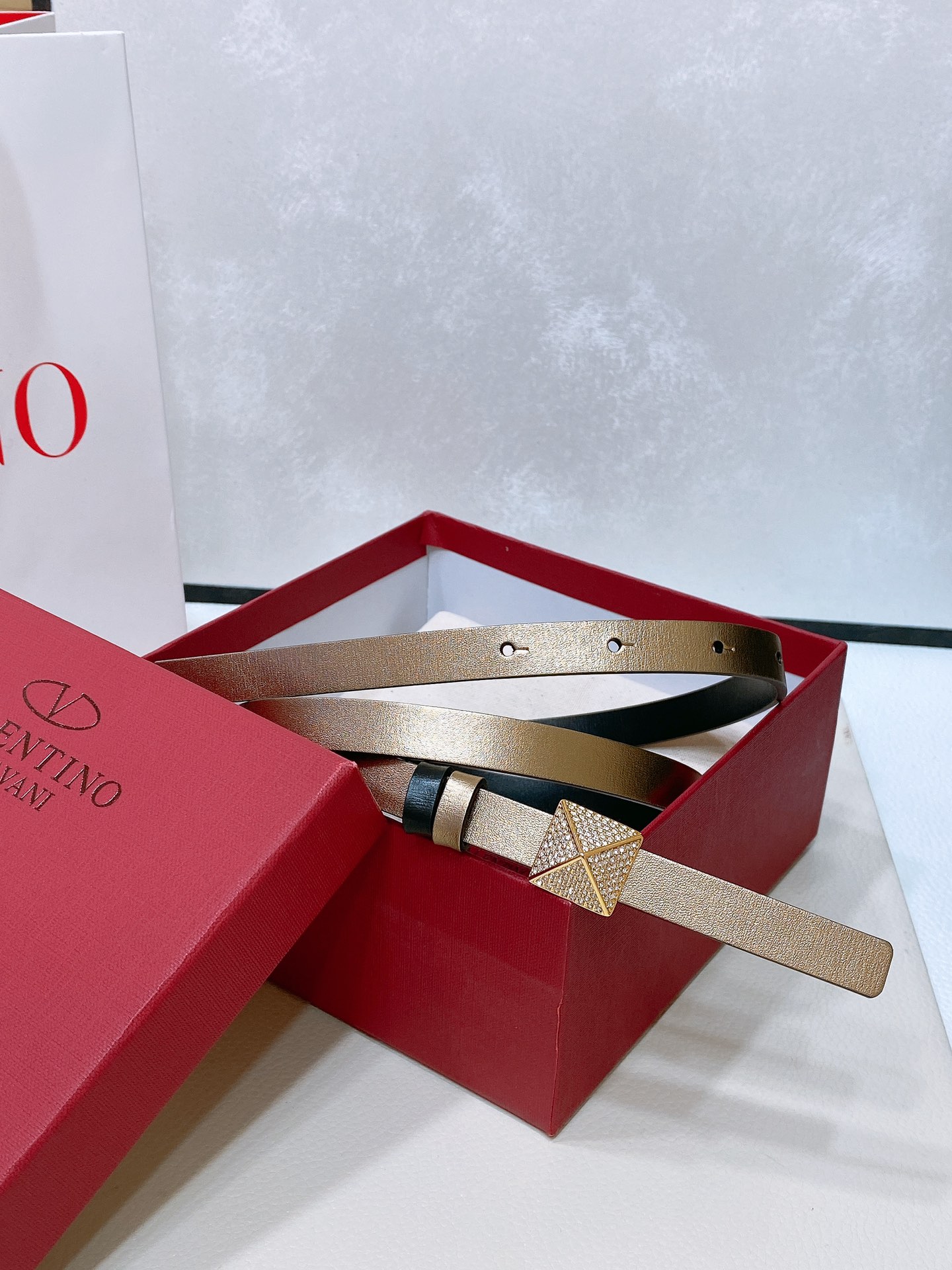 Valentino Leather Belts 1:1 Mirror Version