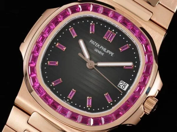 Nautilus 5711/1A-018  40 mm, Rose Gold Black Dial Iced out