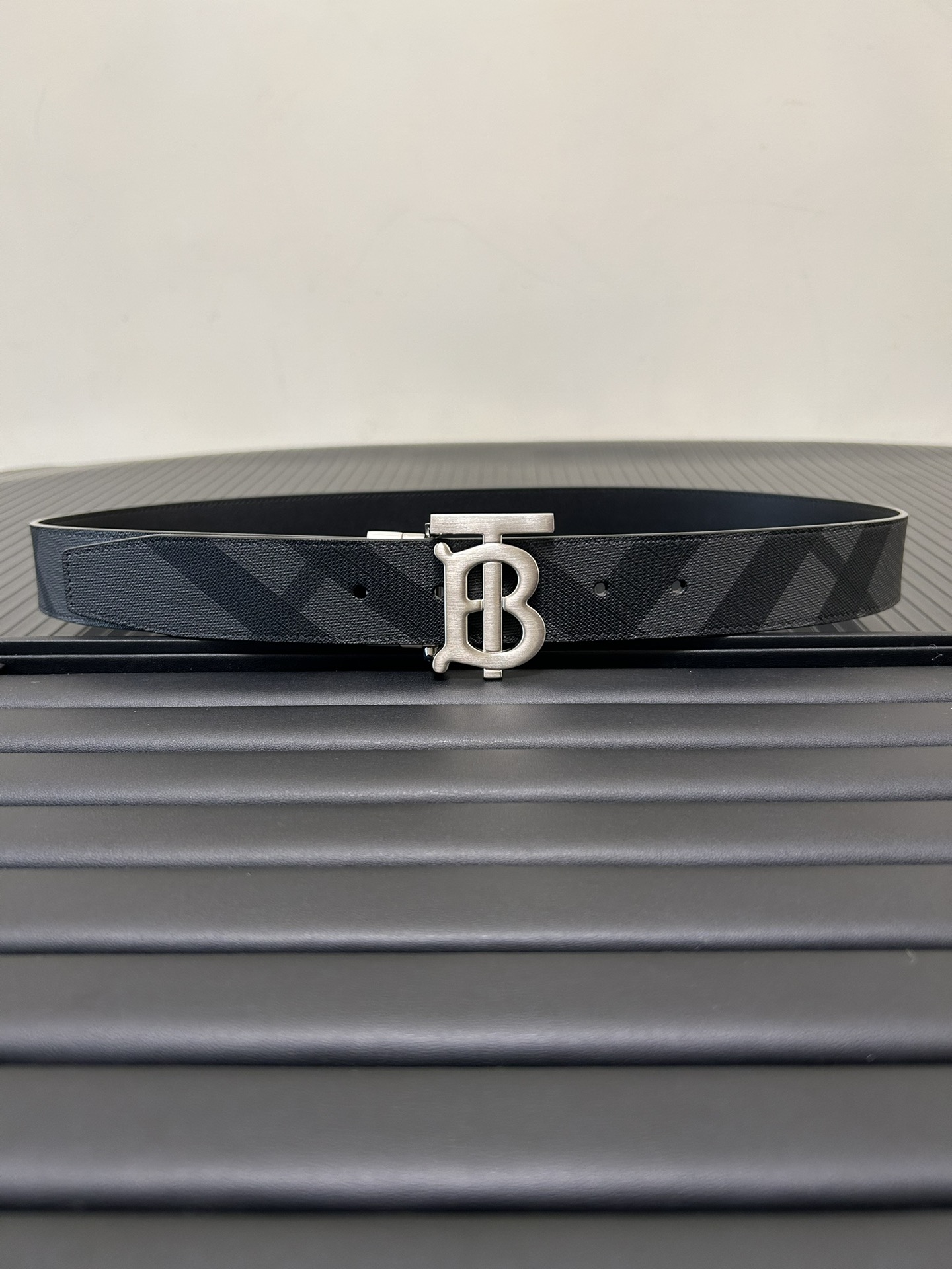 Burberry Leather Belts 1:1 Mirror Version