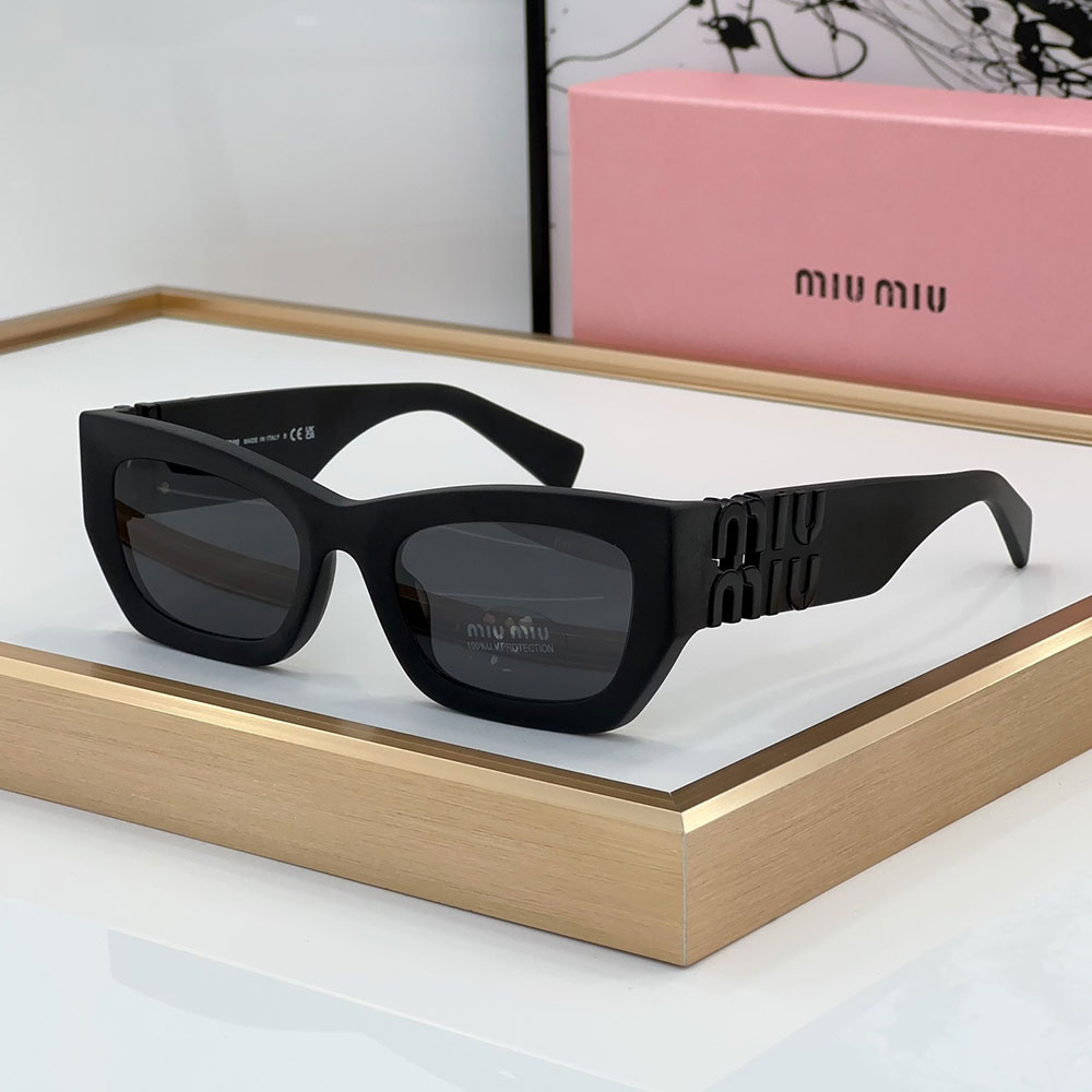 Miumiu  Cat eye Sunglasses Top quality （Replica）