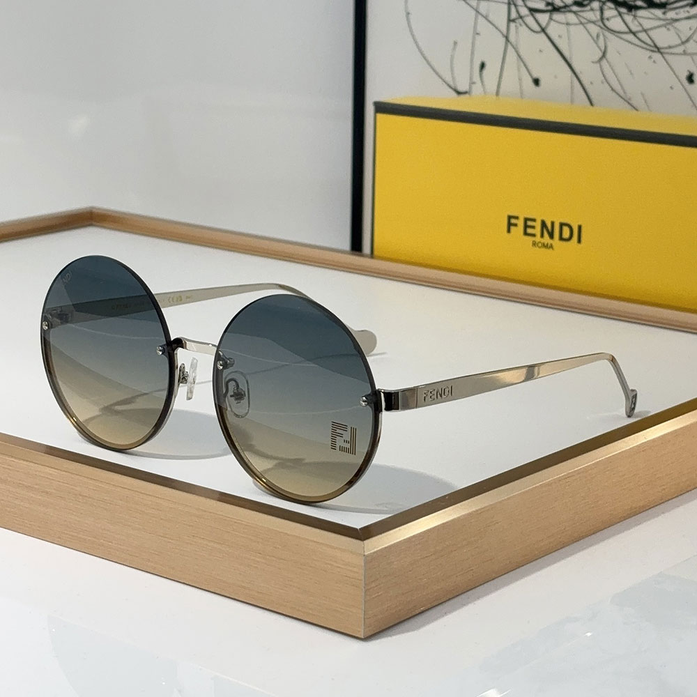 Fendi  Lightweight Round Sunglasses Top quality （Replica）