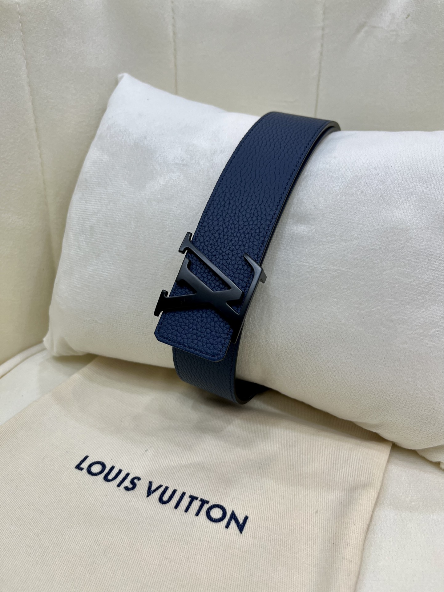 Louis Vuitton LV Leather Belts 1:1 Mirror Version