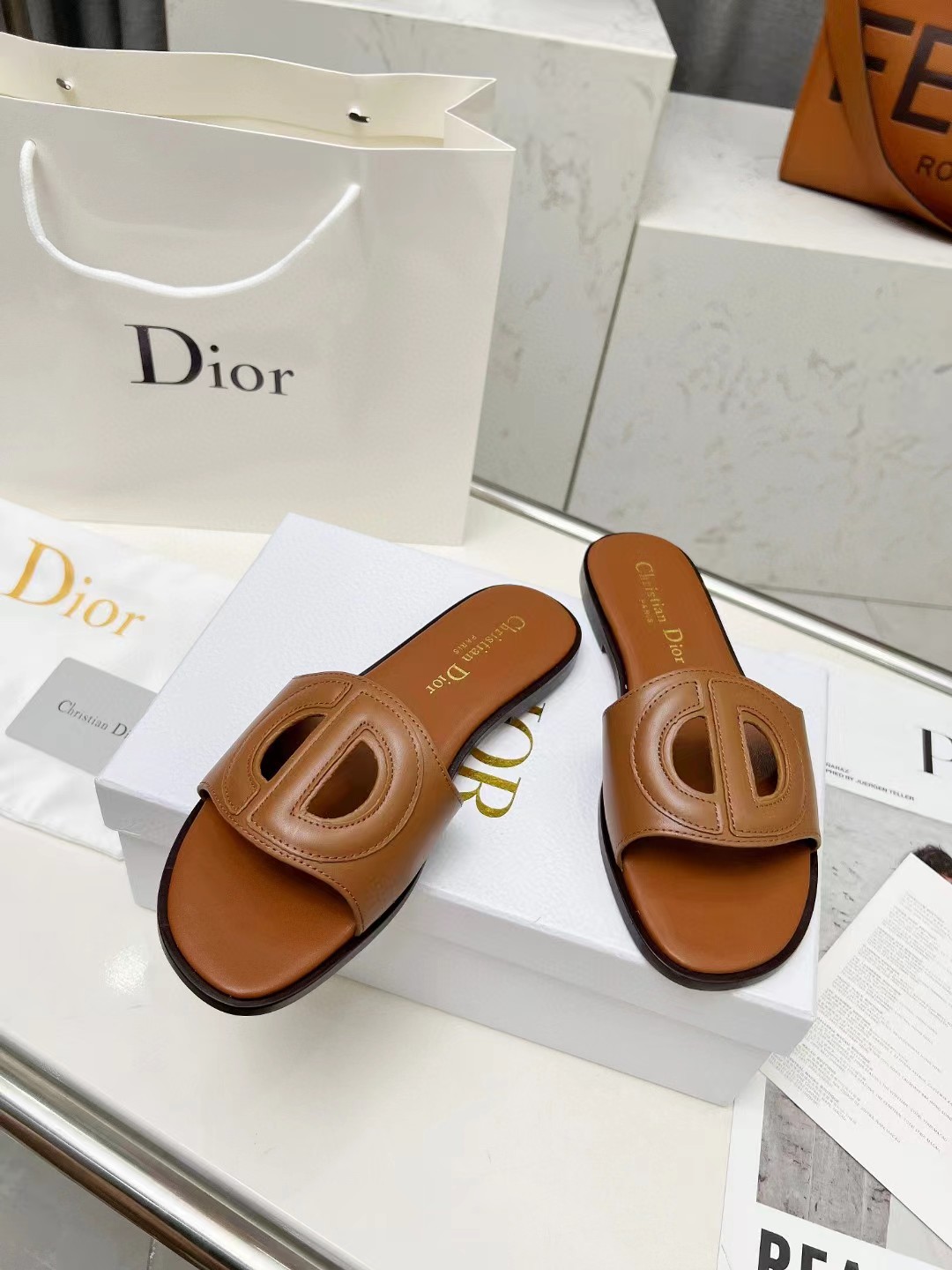 Dior CD Slide Slipper Sandals (Replica)