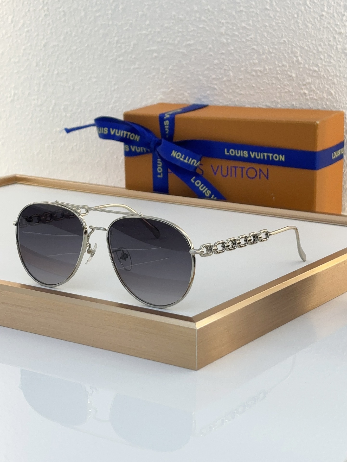 Louis Vuitton LV Sunglasses
