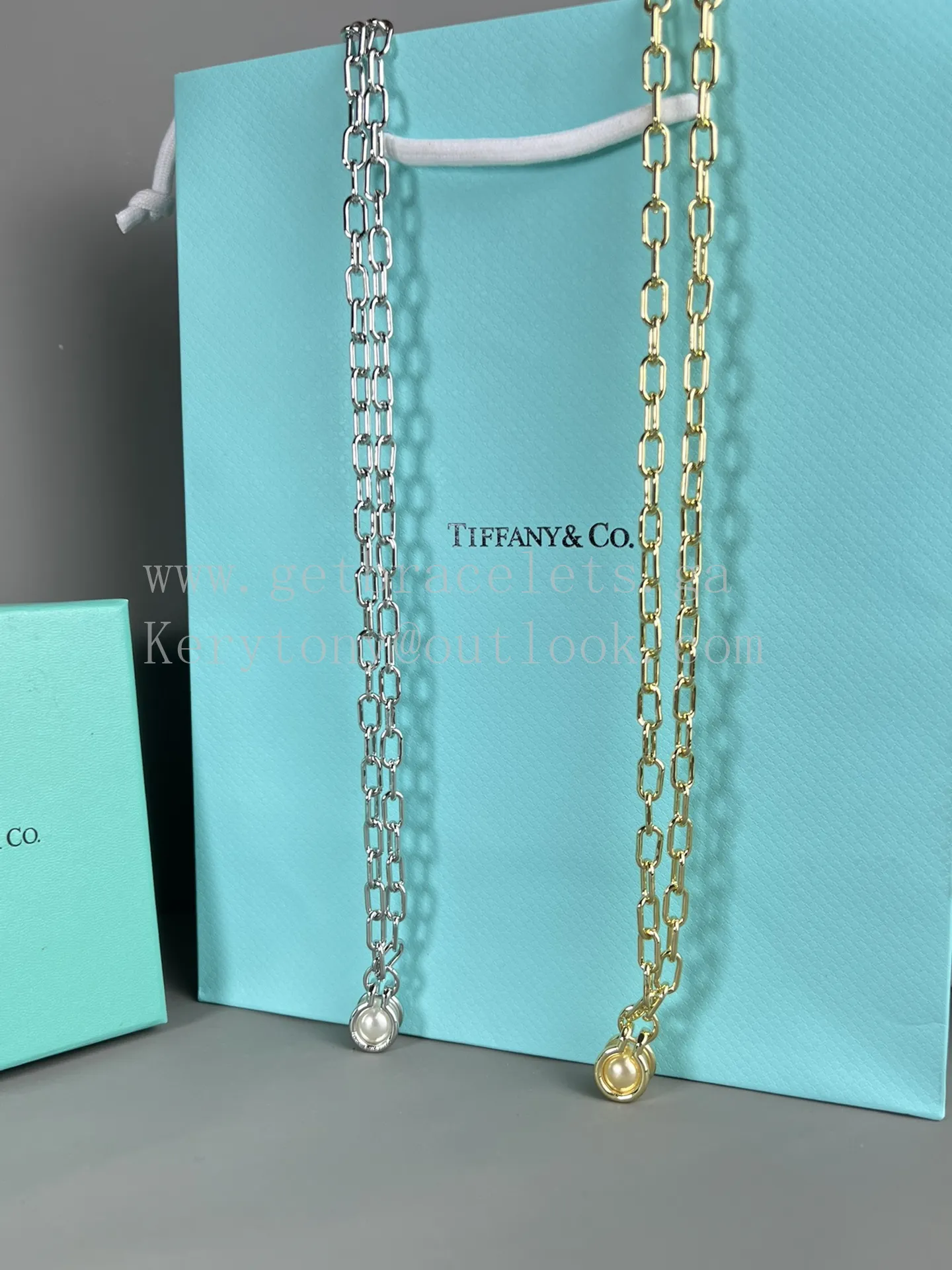 Tiffany T Pearl Link Pendant in White Gold/Yellow Gold