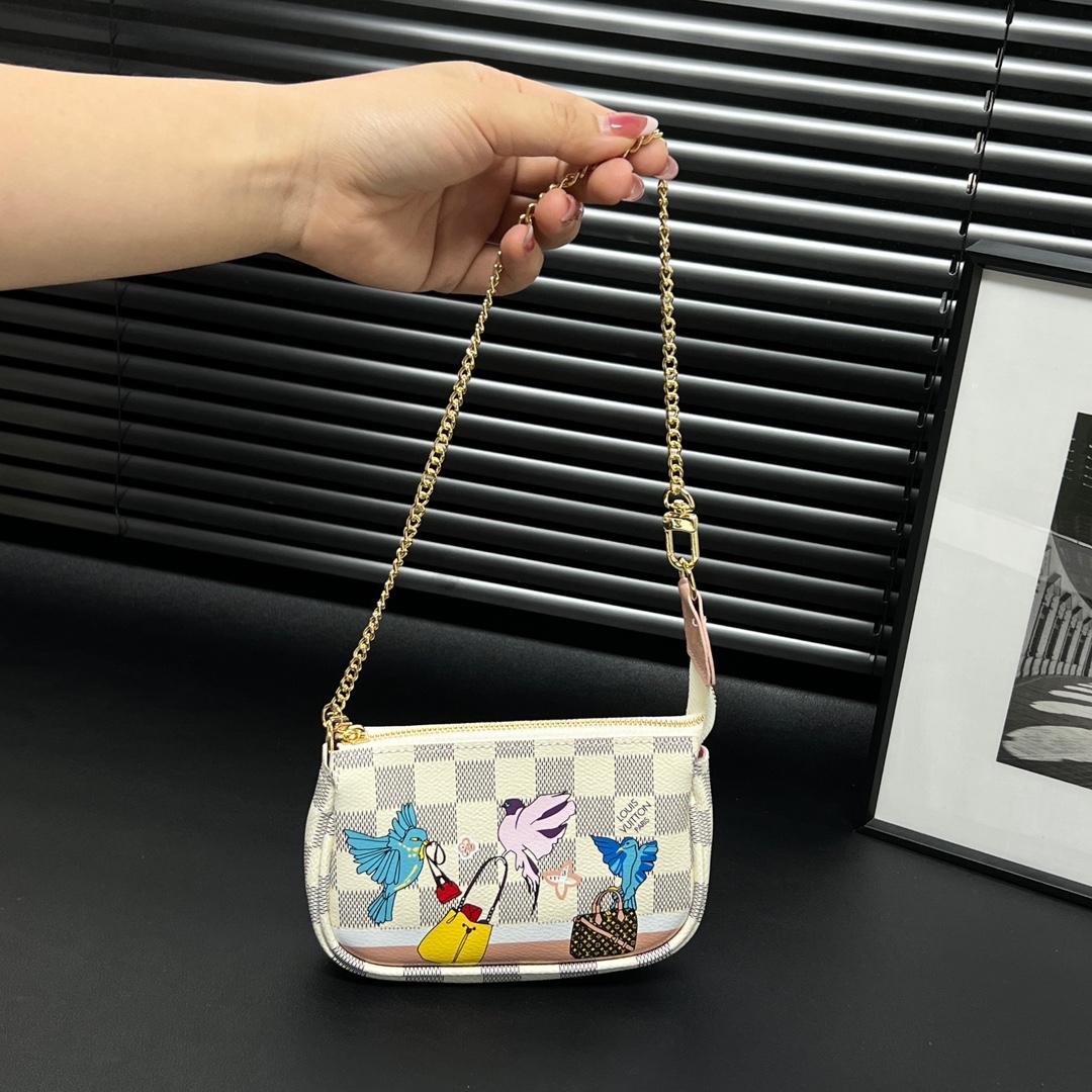 Louis Vuitton Multi Pochette Accessories Mini Bag Purse