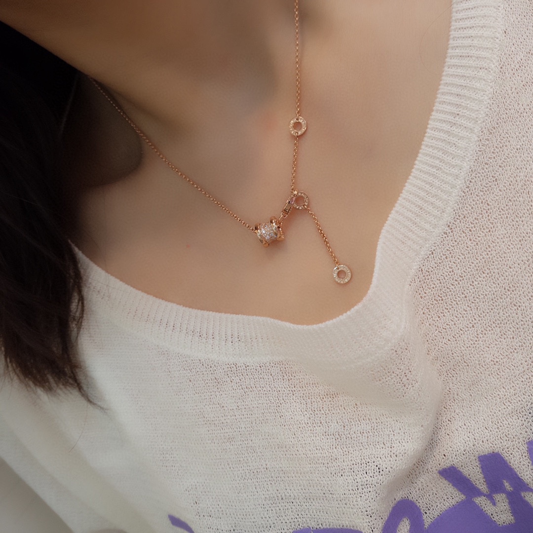 Bulgari B.Zero1 Necklace & Cartier Double Ring Necklace & Hermes Bag Necklace