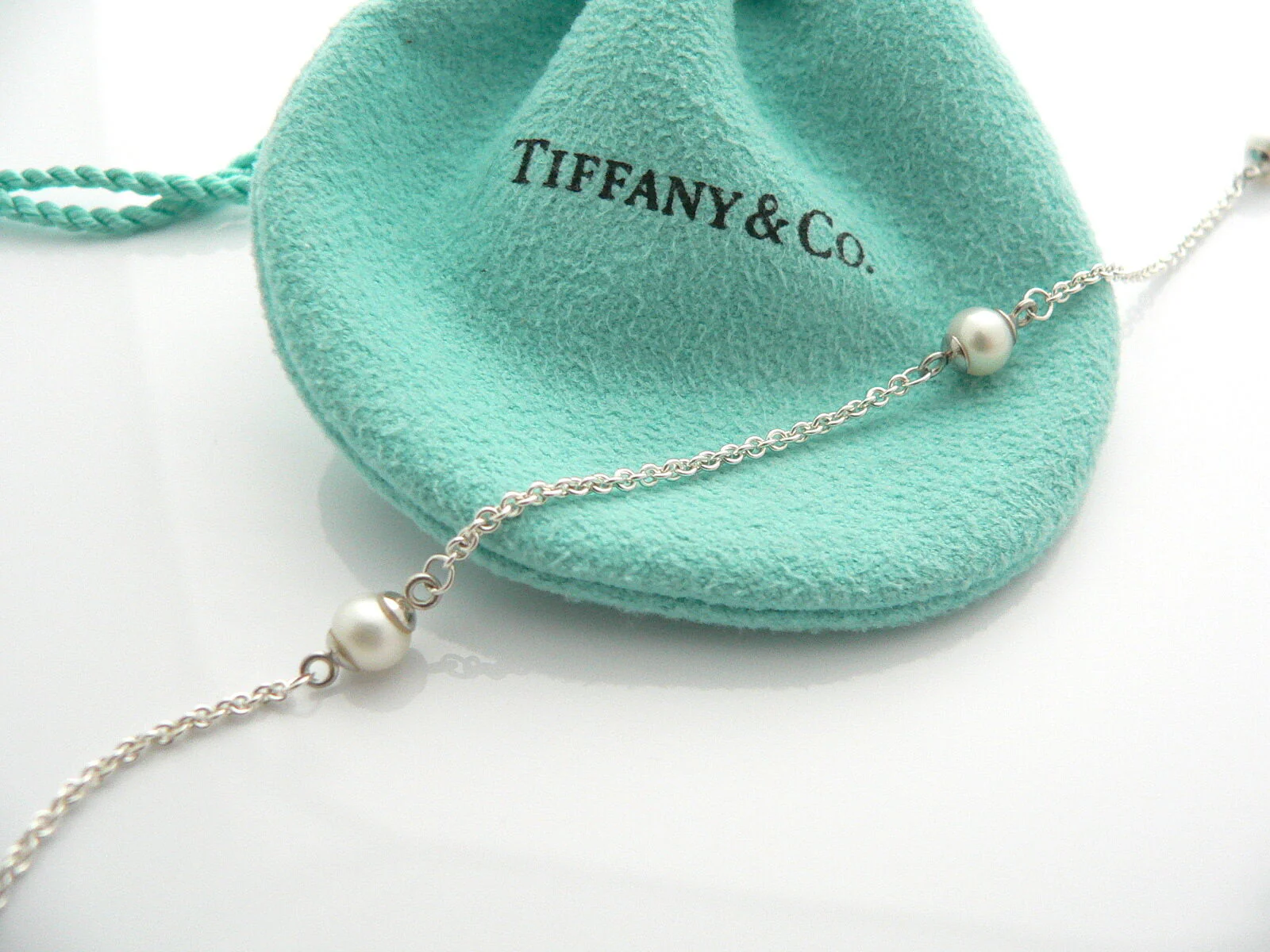 Tiffany & Co Pearls by the Yard Necklace Circle Pendant Chain Silver Gift Love