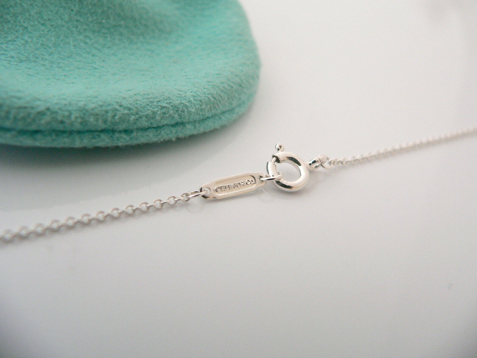 Tiffany Co Silver Heart Key Locks Necklace Pendant Charm Chain Gift Pouch Love