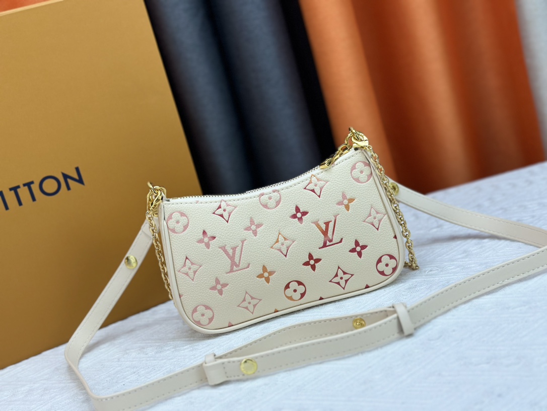 Louis Vuitton Easy Pouch On Strap Shoulder Bag Handbag