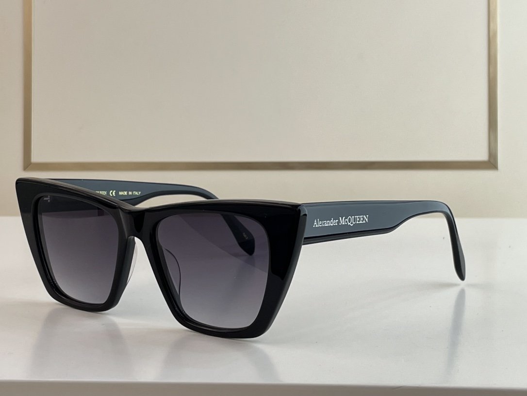Alexander McQueen Sunglasses