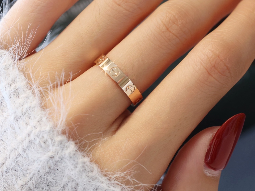 CARTIER LOVE WEDDING BAND
