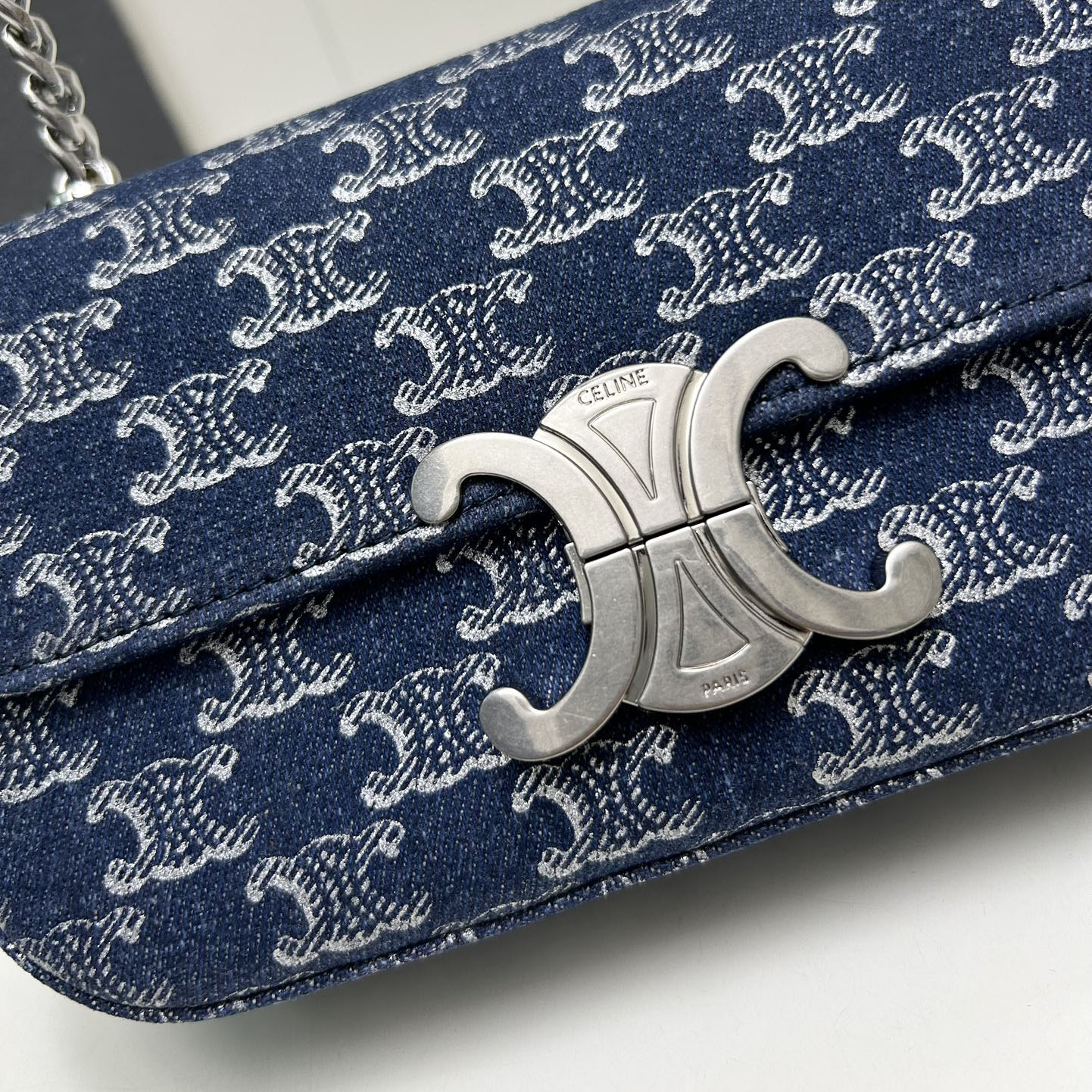 Celine Triomphe  Handbag Shoulder Bag Chain Strap Crossbody Bag 10A (Replica)