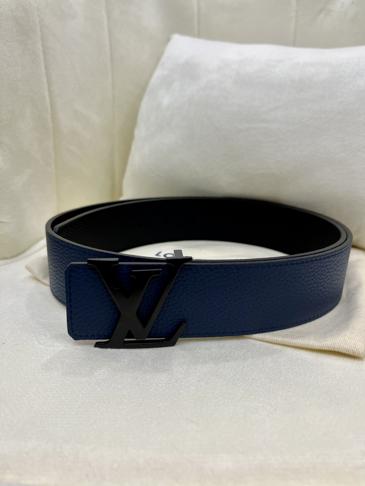 Louis Vuitton LV Leather Belts 1:1 Mirror Version