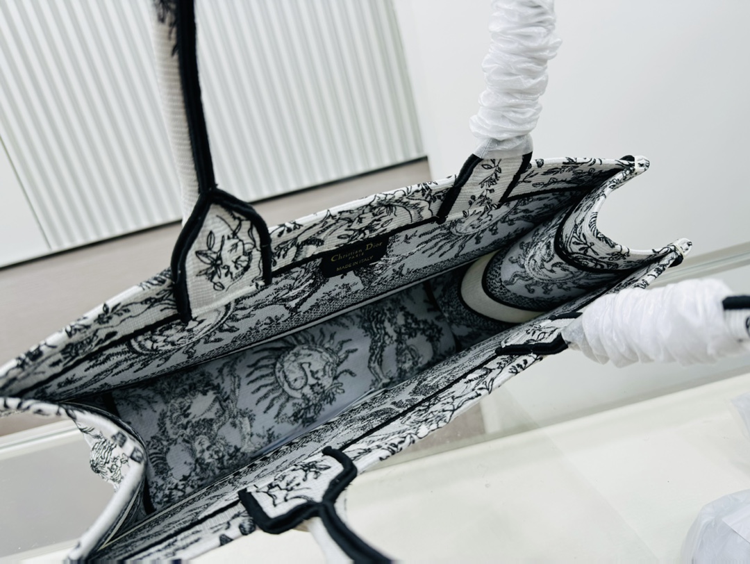 Dior Book Tote Embroider Medium Shoulder Bag Handbag