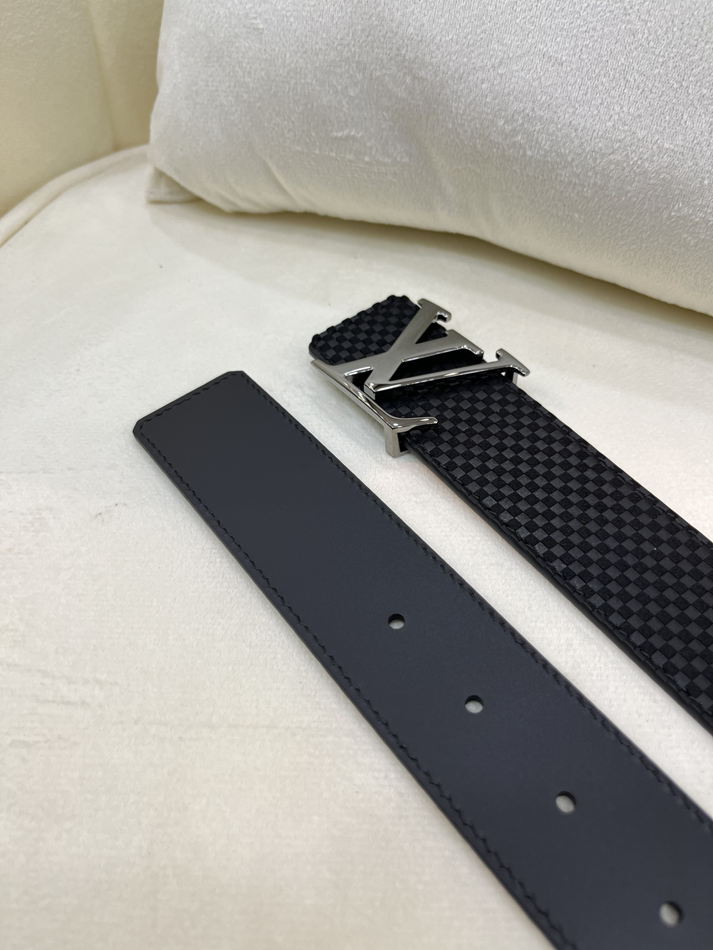 Louis Vuitton LV Leather Belts 1:1 Mirror Version