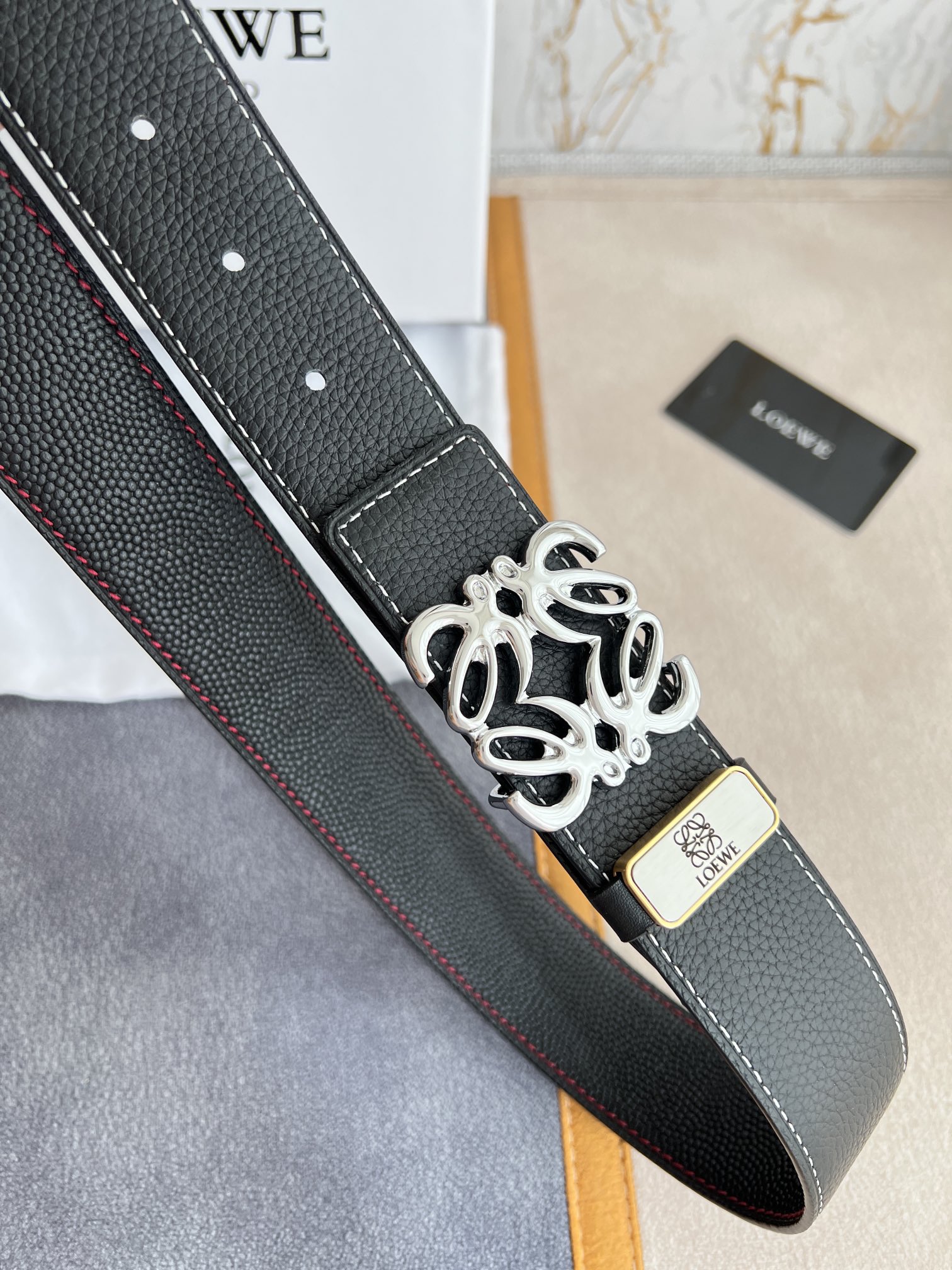 Loewe Leather Belts 1:1 Mirror Version
