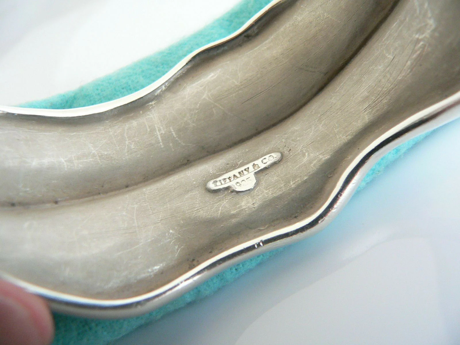 Tiffany & Co Silver Wide Nature Leaf Cuff Bangle Bracelet Rare Gift Pouch