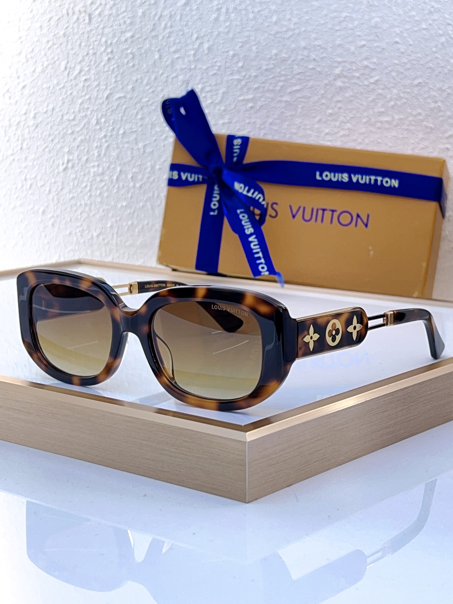 Louis Vuitton LV Sunglasses