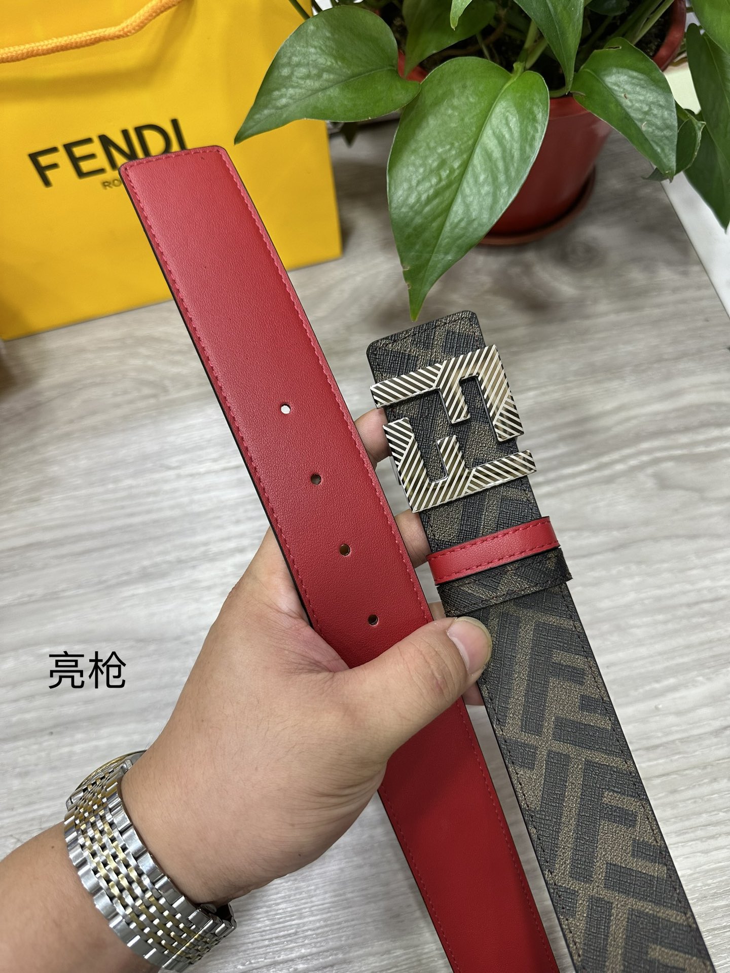 Fendi Leather Belts 1:1 Mirror Version