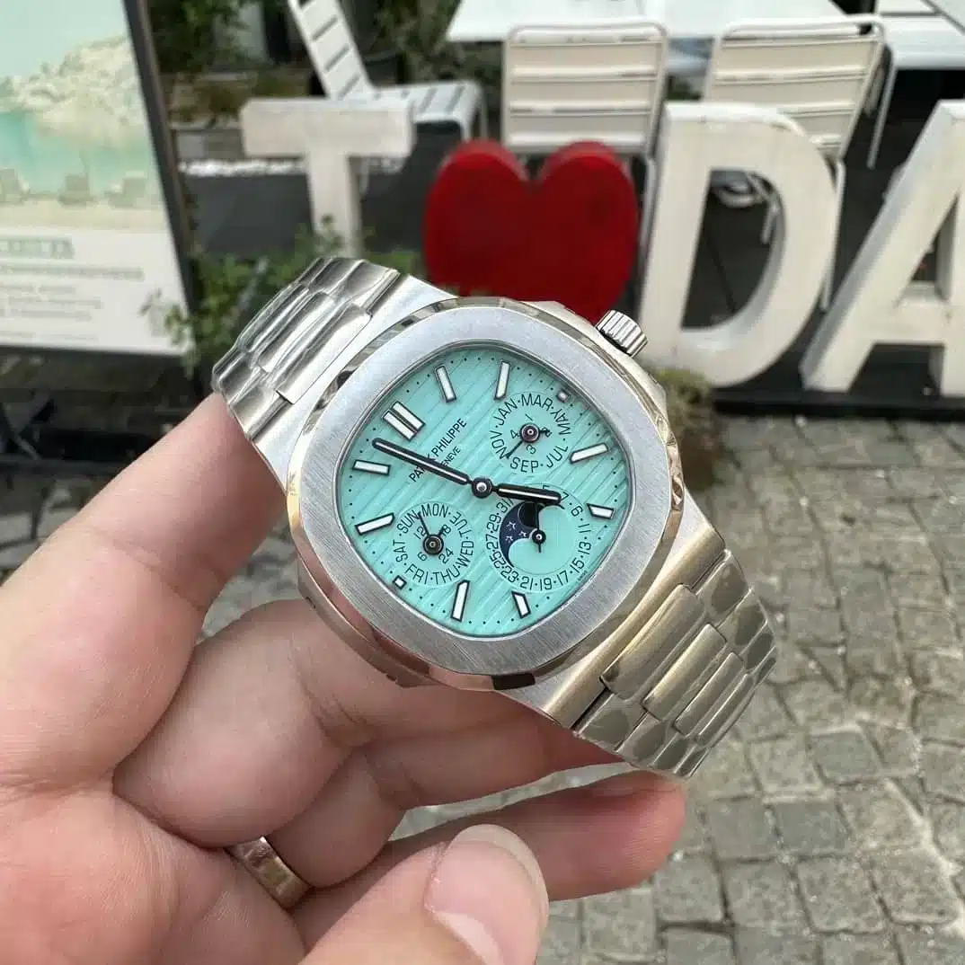 Tiffany Nautilus 5740/1G Perpetual Calendar 40 mm,White