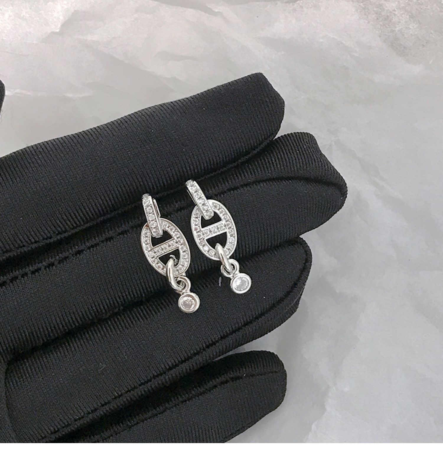 Hermes PM Chaine D'Ancre Enchainee Earrings