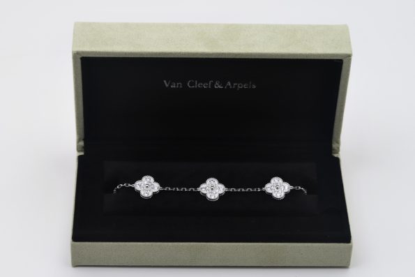 Van Cleef Bracelet Dupe, Sliver& Full Diamonds Clover