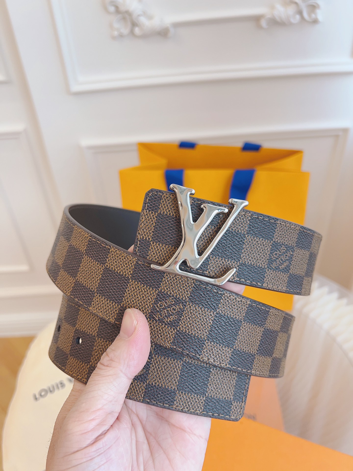Louis Vuitton LV Leather Belts 1:1 Mirror Version