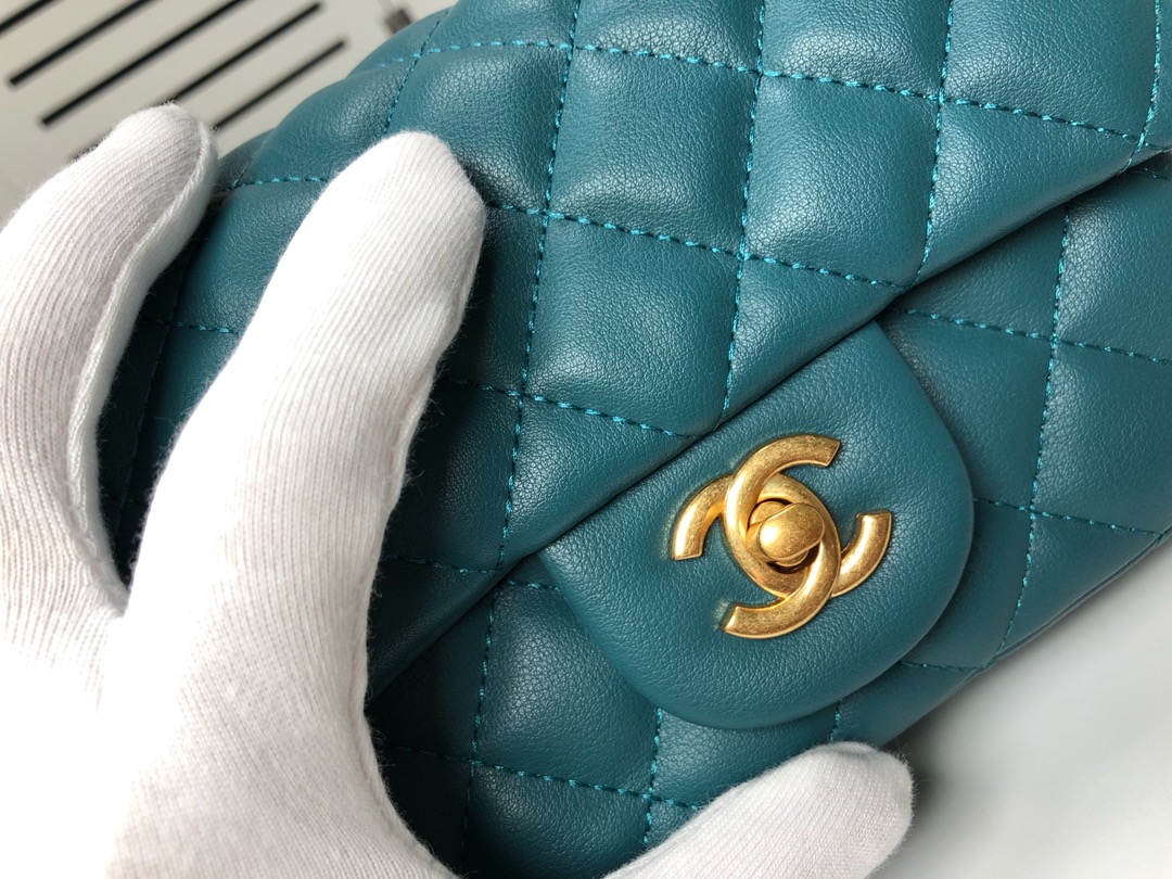 Chanel Cross Body Metal Ball Chain Shoulder Bag Handbag