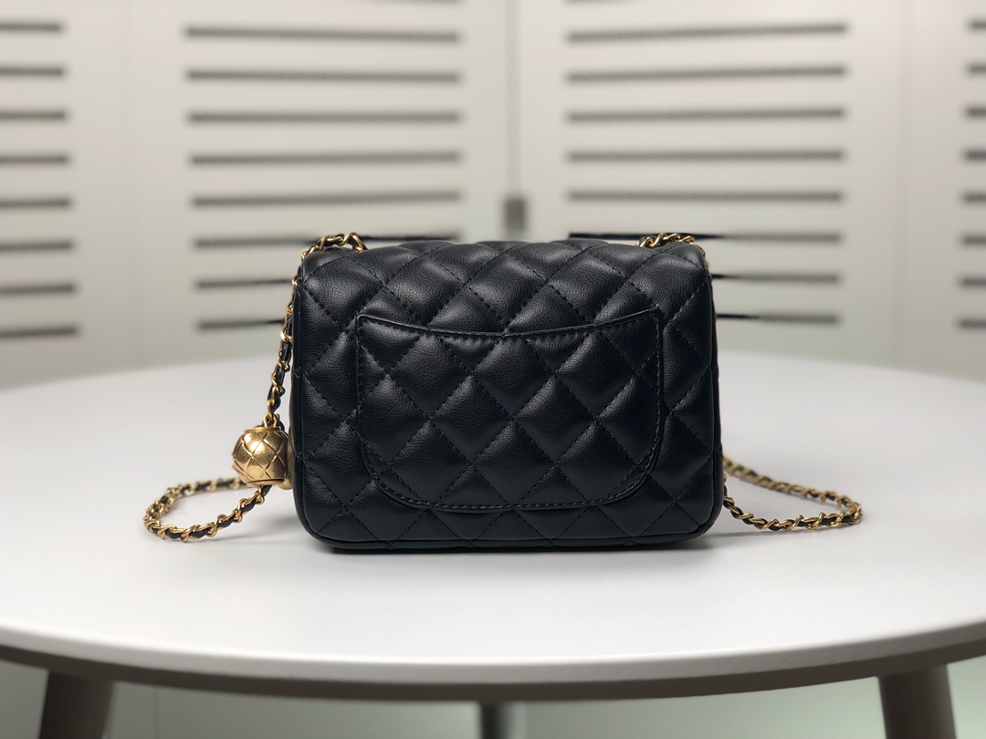 Chanel Cross Body Metal Ball Chain Shoulder Bag Handbag