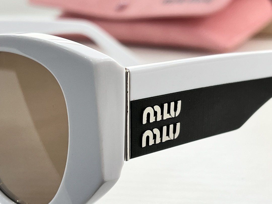 MiuMiu Sunglasses