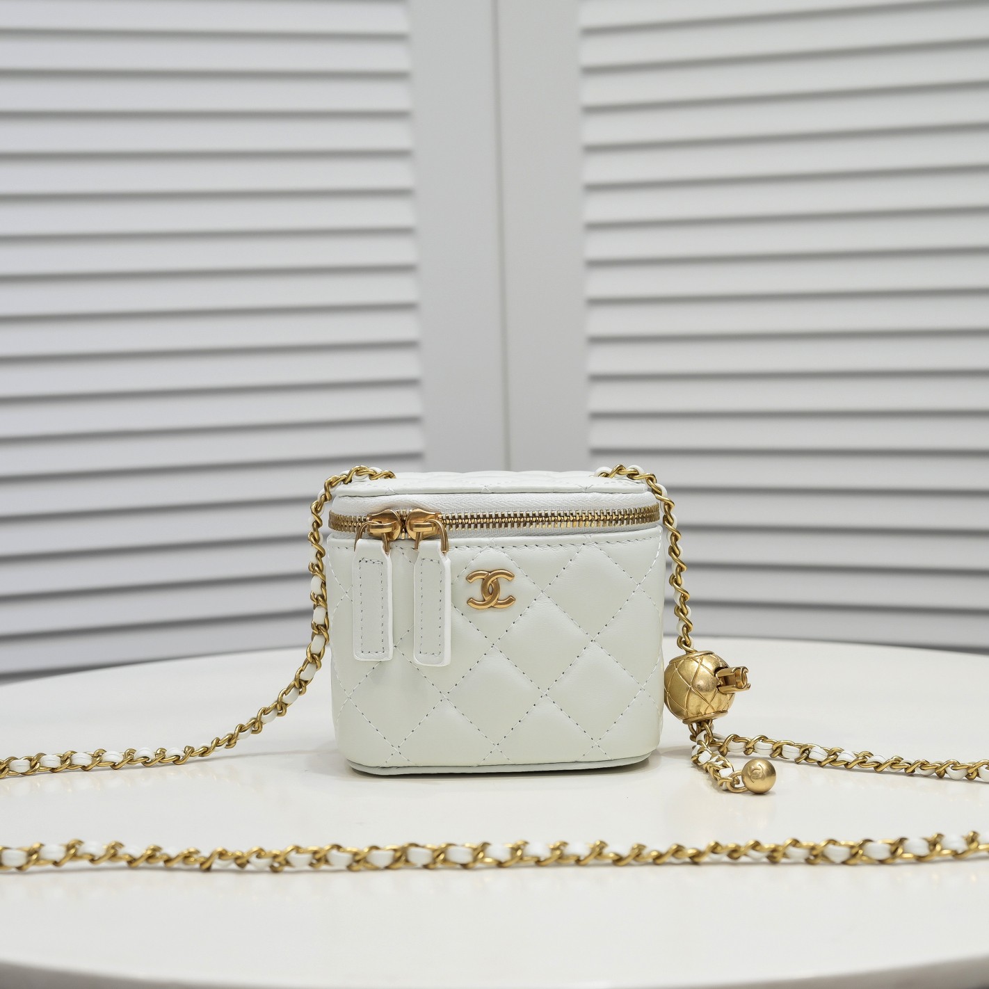 Chanel  Golden·Ball Makeup Box Bag Small Shoulder Bag Handbag