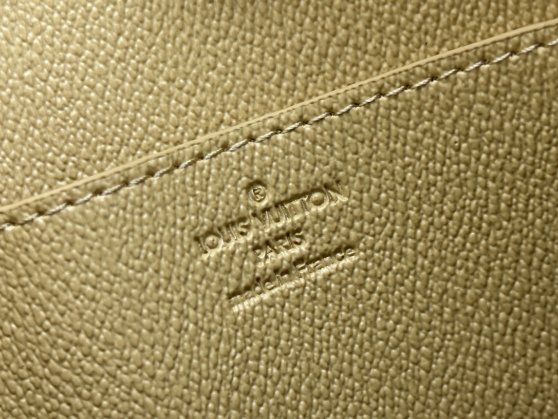 Louis Vuitton Toiletry Bag M40446 M61692 M47542 Shoulder Bag Handbag