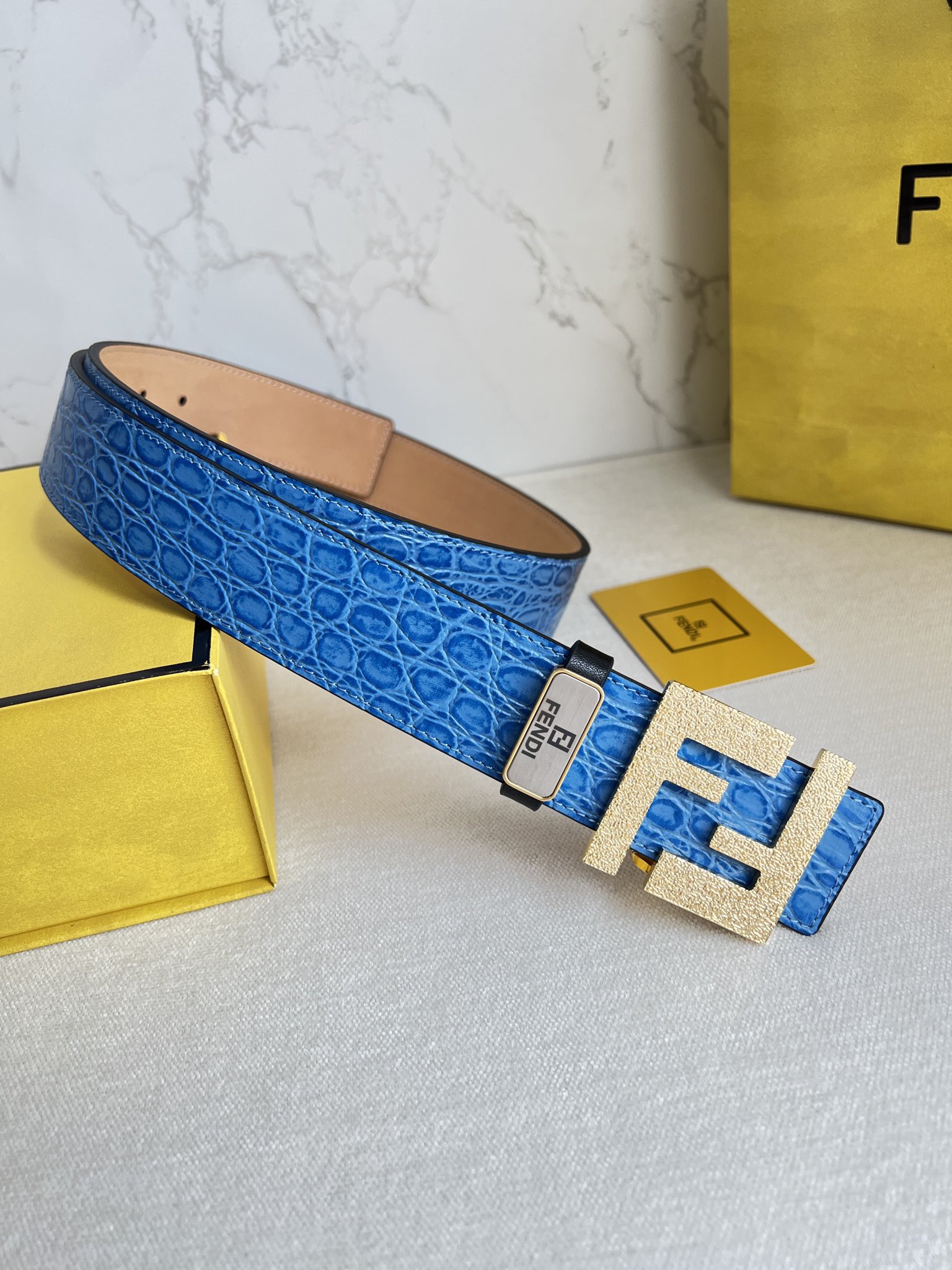 Fendi Leather Belts 1:1 Mirror Version