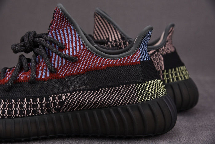 Yeezy 350 V2 Yecheil FW5190