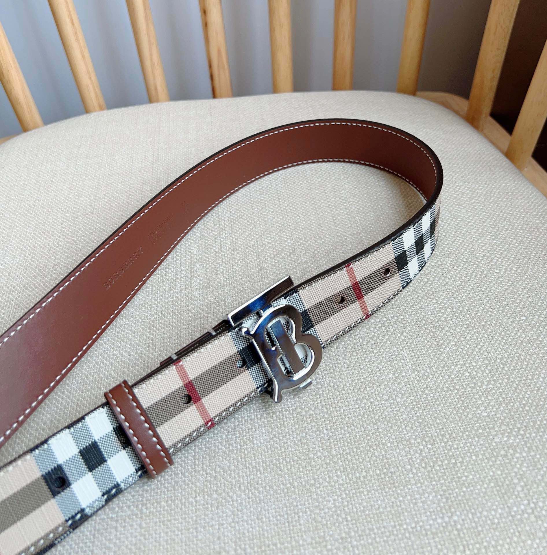 Burberry Leather Belts 1:1 Mirror Version