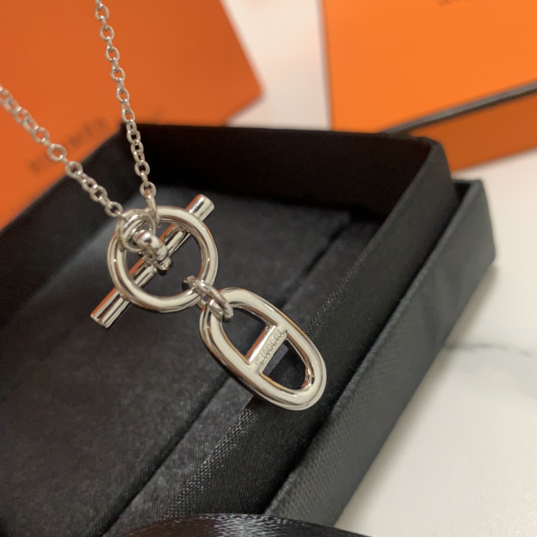 Hermes Pig Nose Necklace