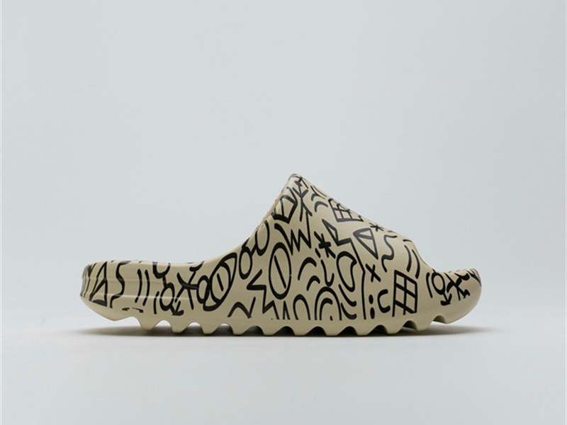 Yeezy Slide Graffiti FW6345-1