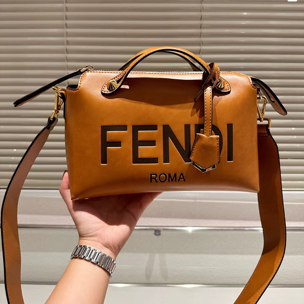 FENDI Boston Crossbody Bag Shoulder Bag(Replica)