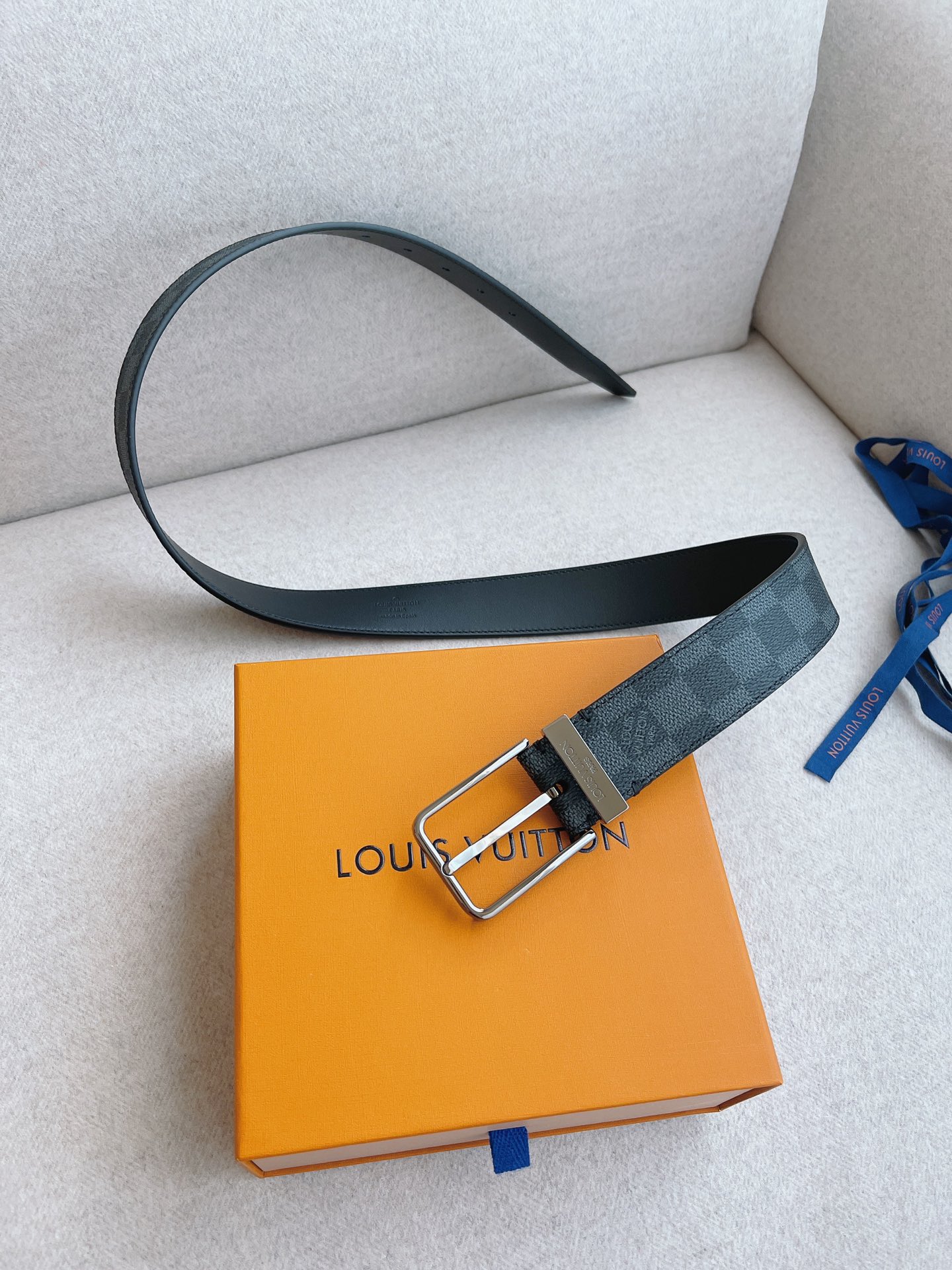 Louis Vuitton LV Leather Belts 1:1 Mirror Version