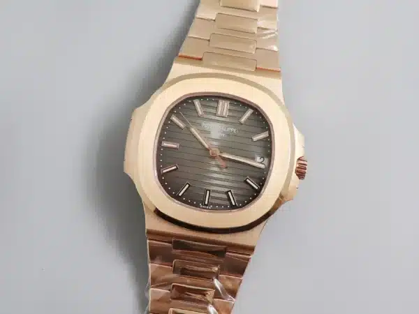 Nautilus 5711/1R-001  40 mm, Rose Gold