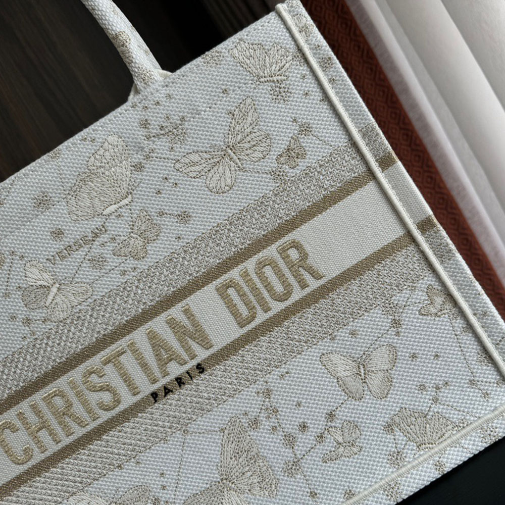 Dior Medium Book Tote Bag Totes Handbag (Replica)