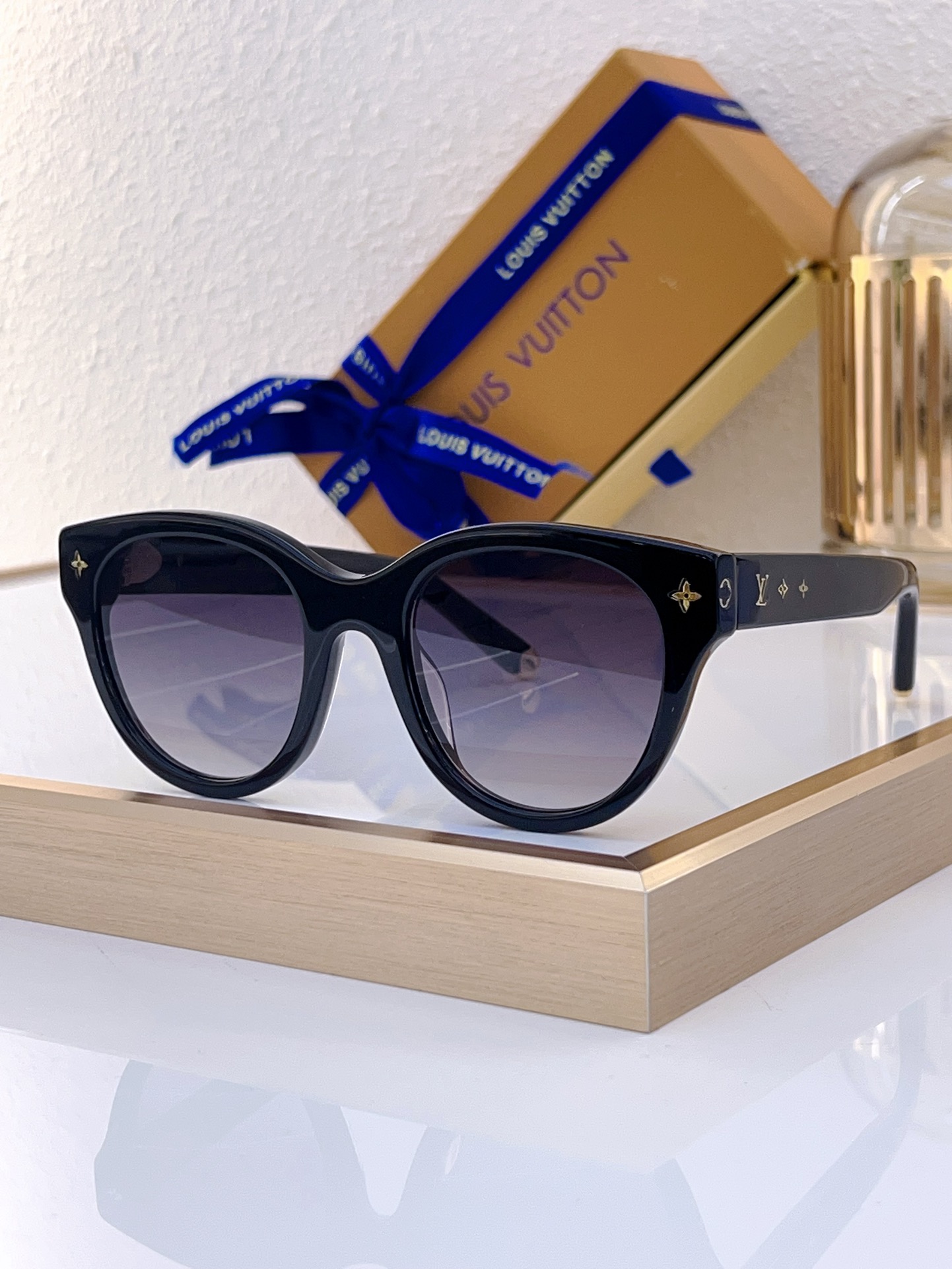 Louis Vuitton LV Sunglasses